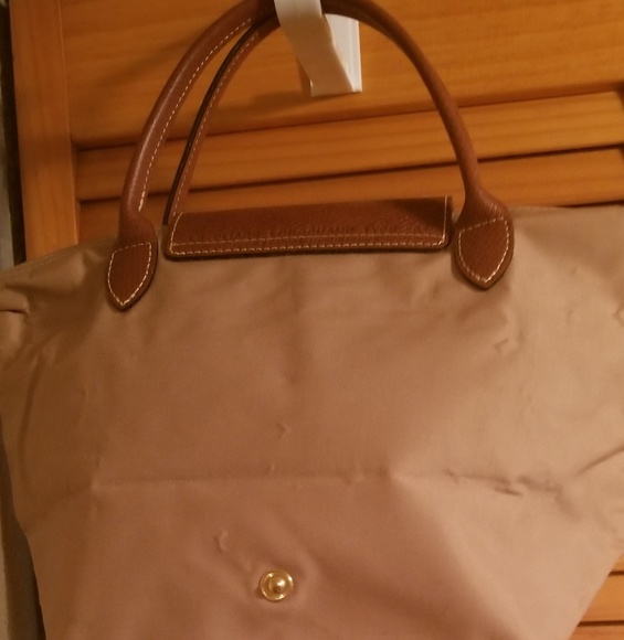 *PRE LOVED* Longchamp Small Nylon Tote - Picture 4 of 7